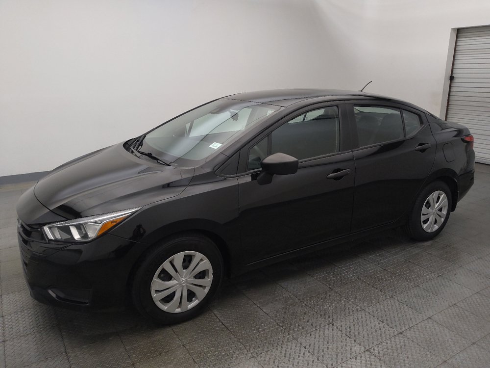 Used 2024 Nissan Versa S w/ Trunk Package FWD image 2