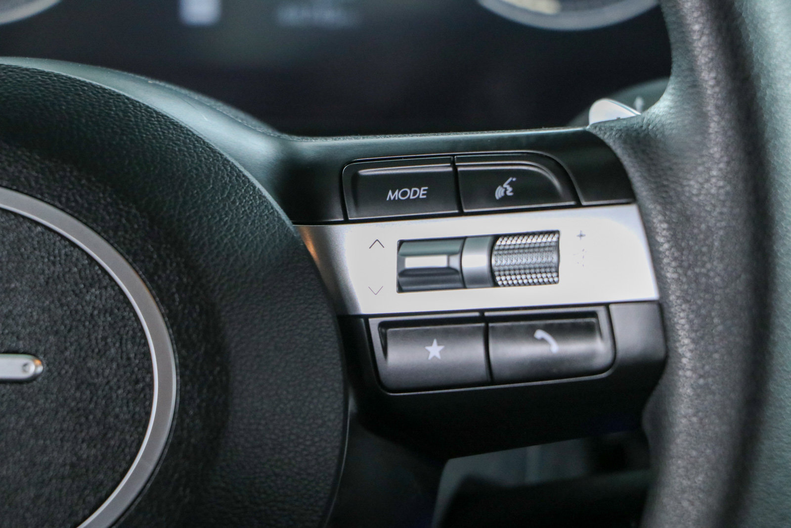 Used 2024 Hyundai Sonata SEL FWD image 14