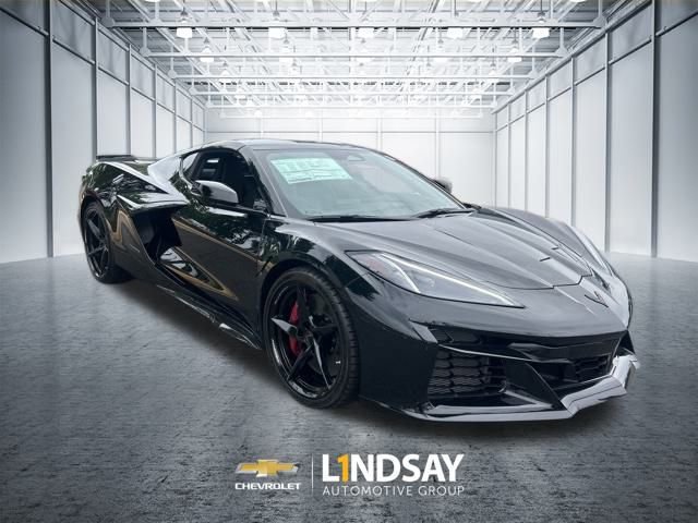 New 2025 Chevrolet Corvette E-Ray image 3