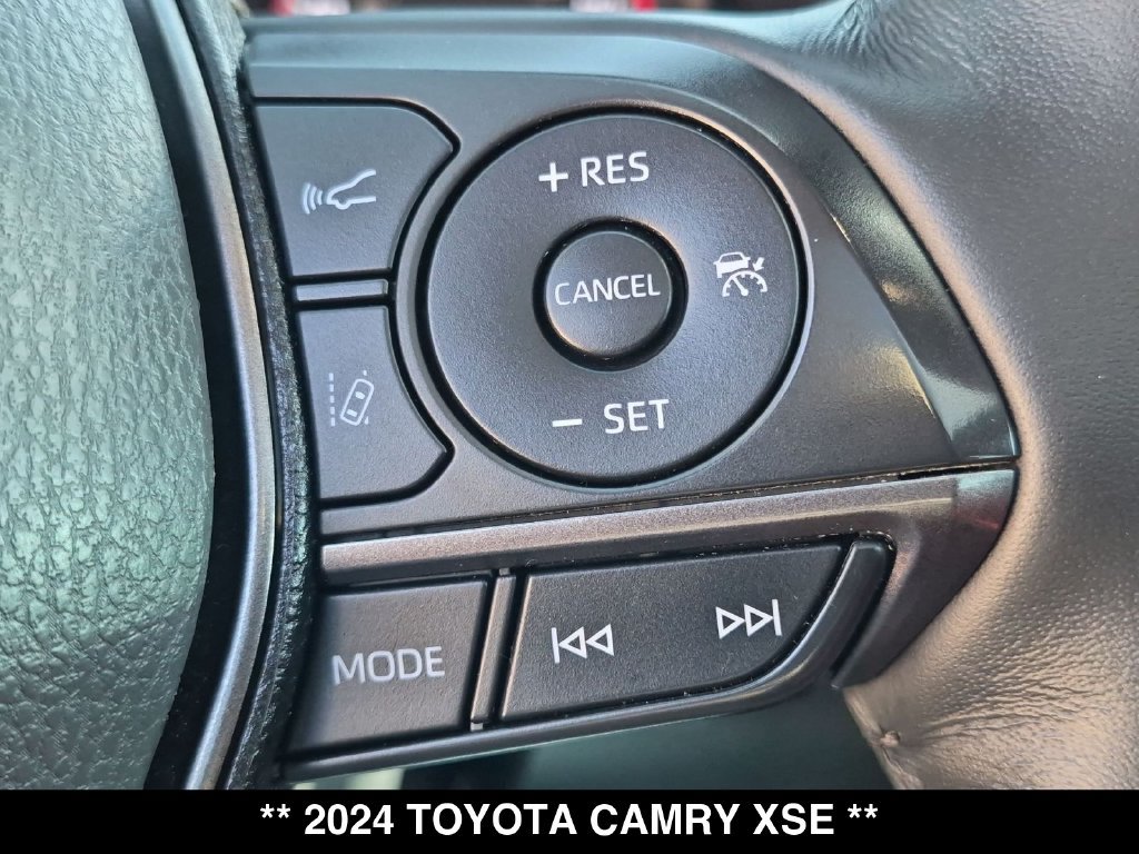 Used 2024 Toyota Camry XSE AWD/4WD image 7