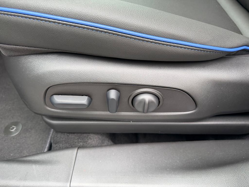 New 2026 Buick Encore GX Sport Touring FWD image 24