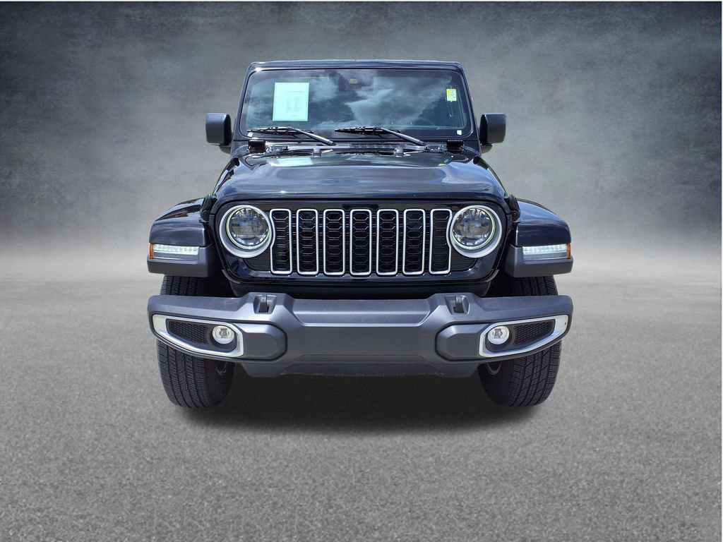 Used 2025 Jeep Wrangler Unlimited Sahara AWD/4WD image 2