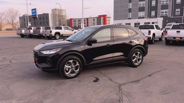 Used 2025 Ford Escape ST-Line image 4