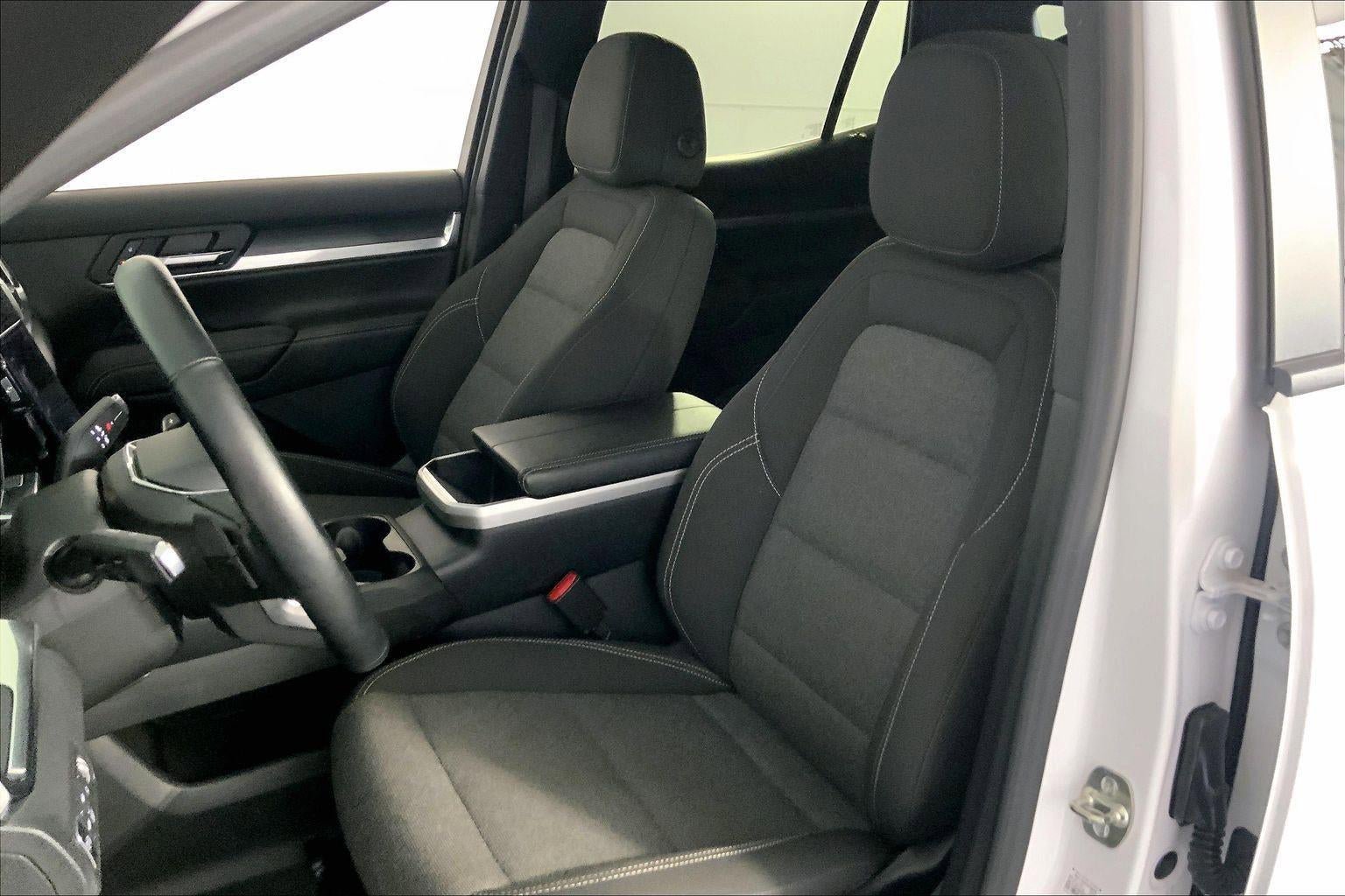 Used 2025 GMC Terrain Elevation AWD/4WD image 24