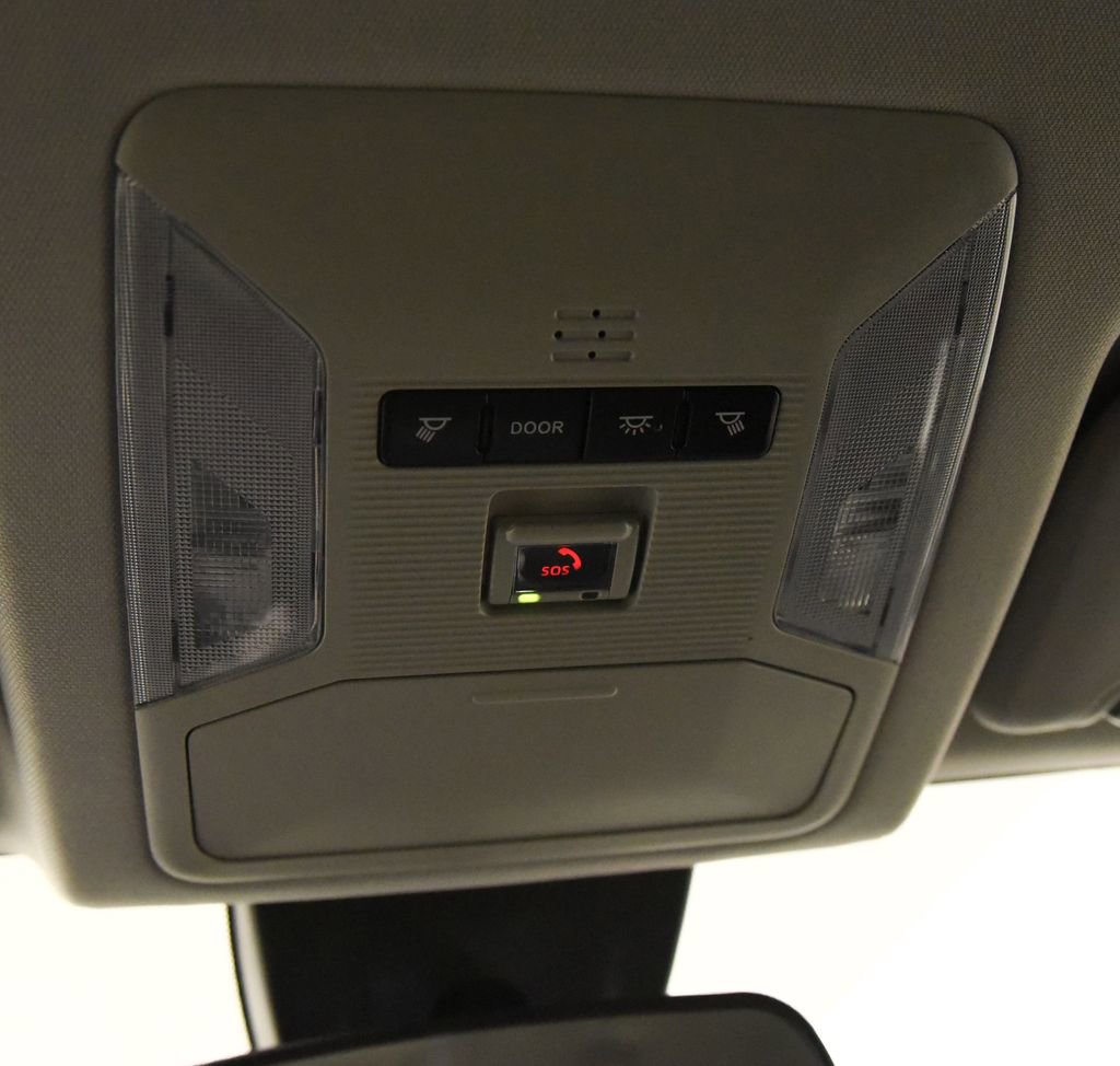 Used 2021 Toyota RAV4 LE image 24