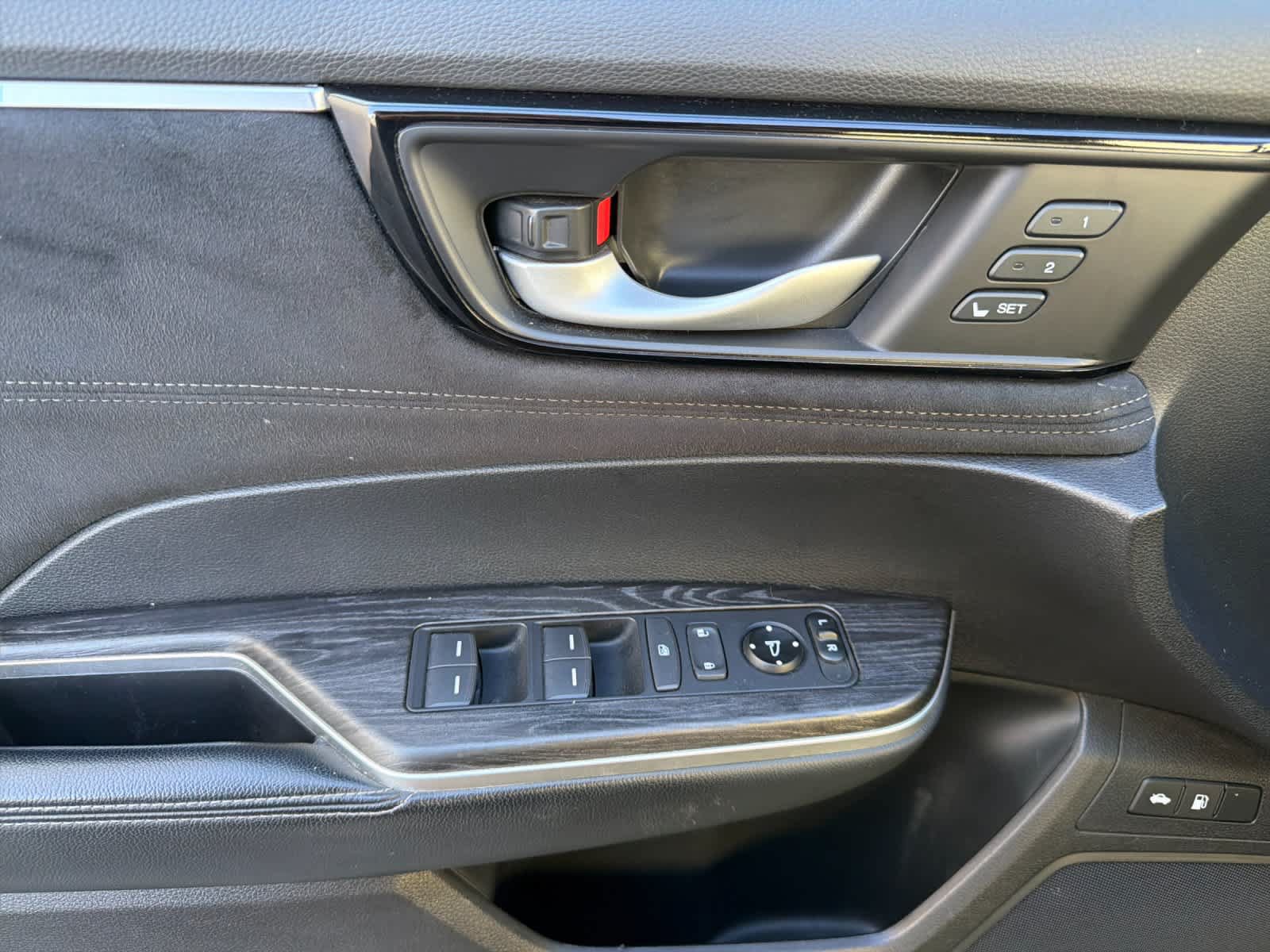 Used 2018 Honda Clarity Touring image 12