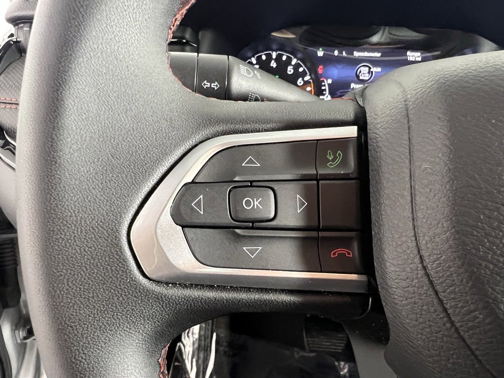 Used 2024 Jeep Compass Trailhawk image 14