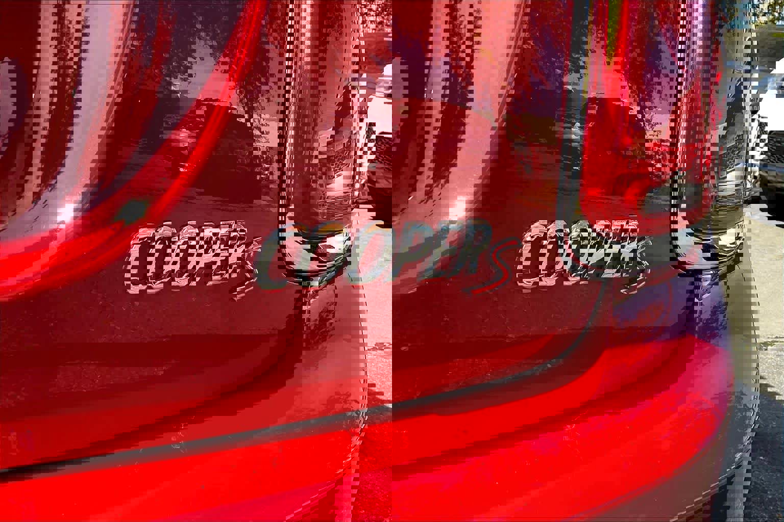 Used 2017 MINI Cooper S image 11