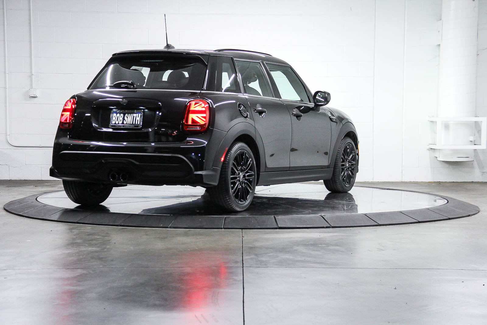 Certified 2023 MINI Cooper S FWD image 6