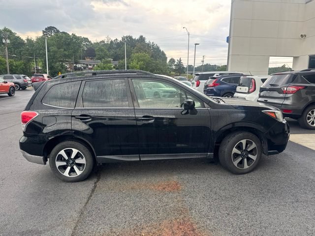Used 2018 Subaru Forester 2.5i Limited w/ Popular Package #2 AWD/4WD image 2