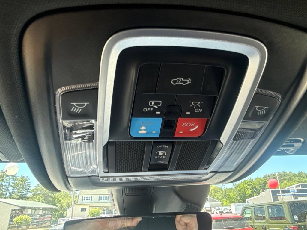 Certified 2025 RAM 1500 Big Horn AWD/4WD image 25