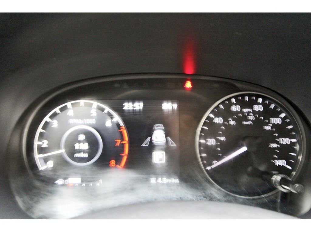 Used 2023 Nissan Kicks SR w/ SR Premium Package image 14