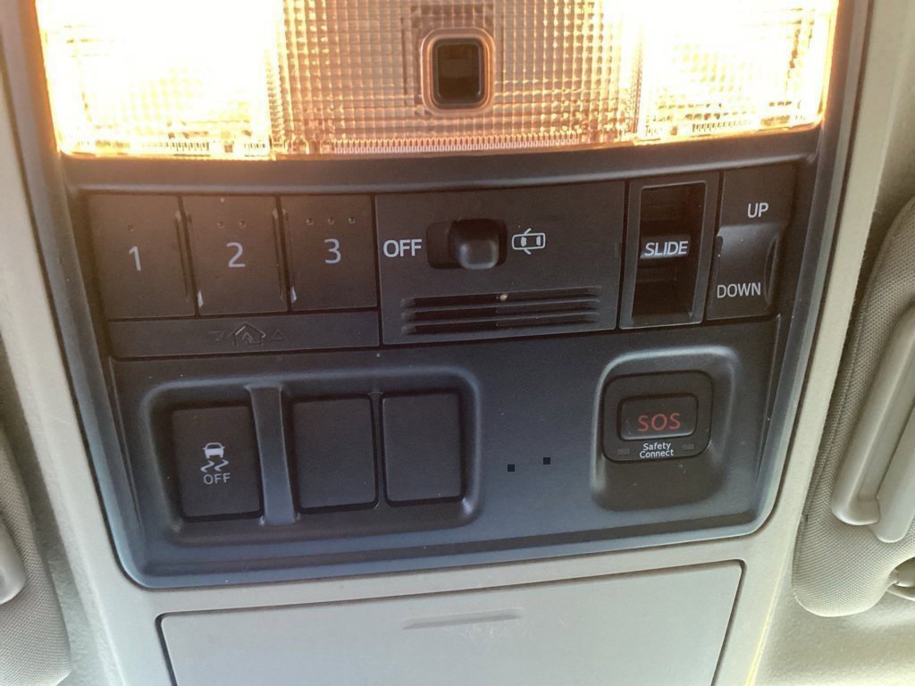 Used 2018 Toyota 4Runner Limited image 61