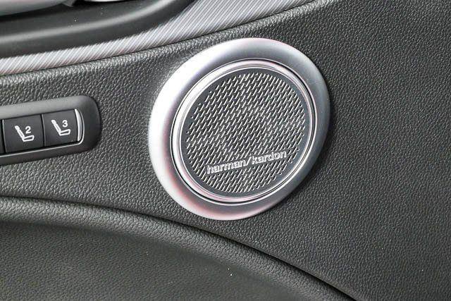 New 2026 Alfa Romeo Stelvio Sprint AWD/4WD image 4