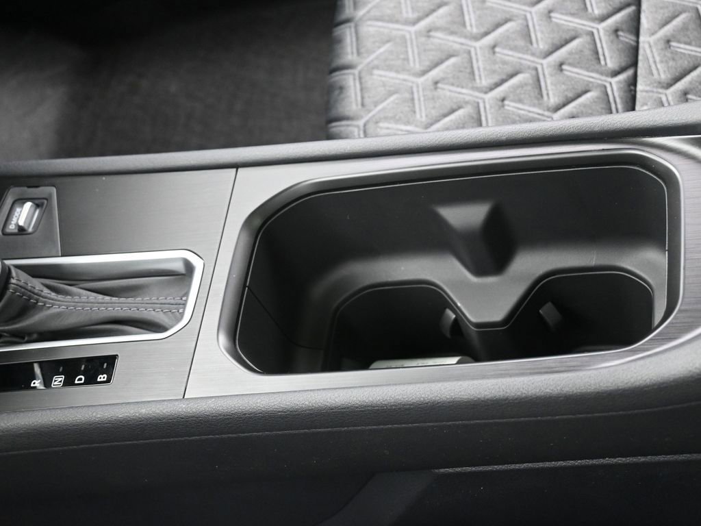 New 2026 Nissan Kicks SV w/ SV Premium Package AWD/4WD image 20