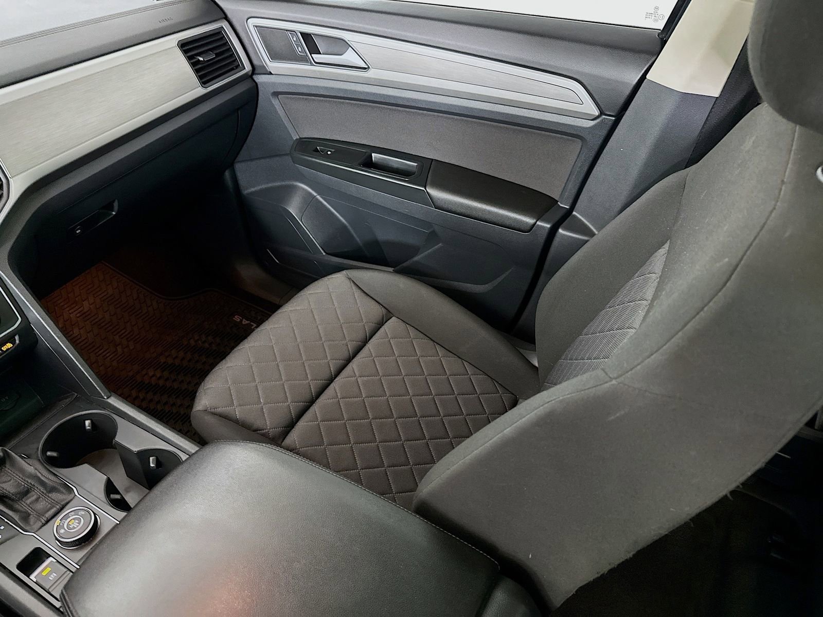 Used 2018 Volkswagen Atlas Launch Edition image 22