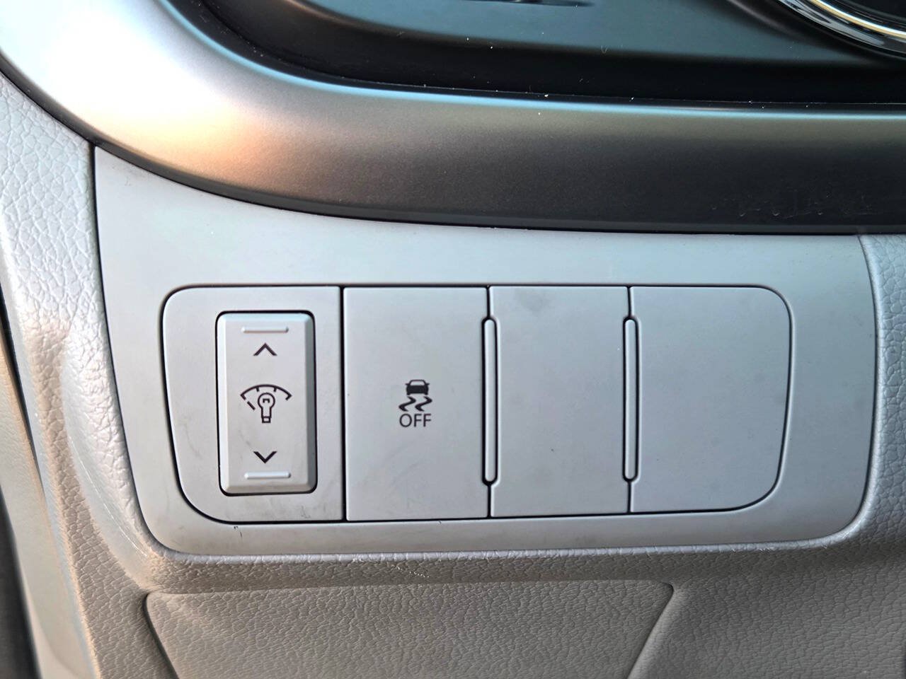 Used 2013 Kia Optima LX FWD image 18