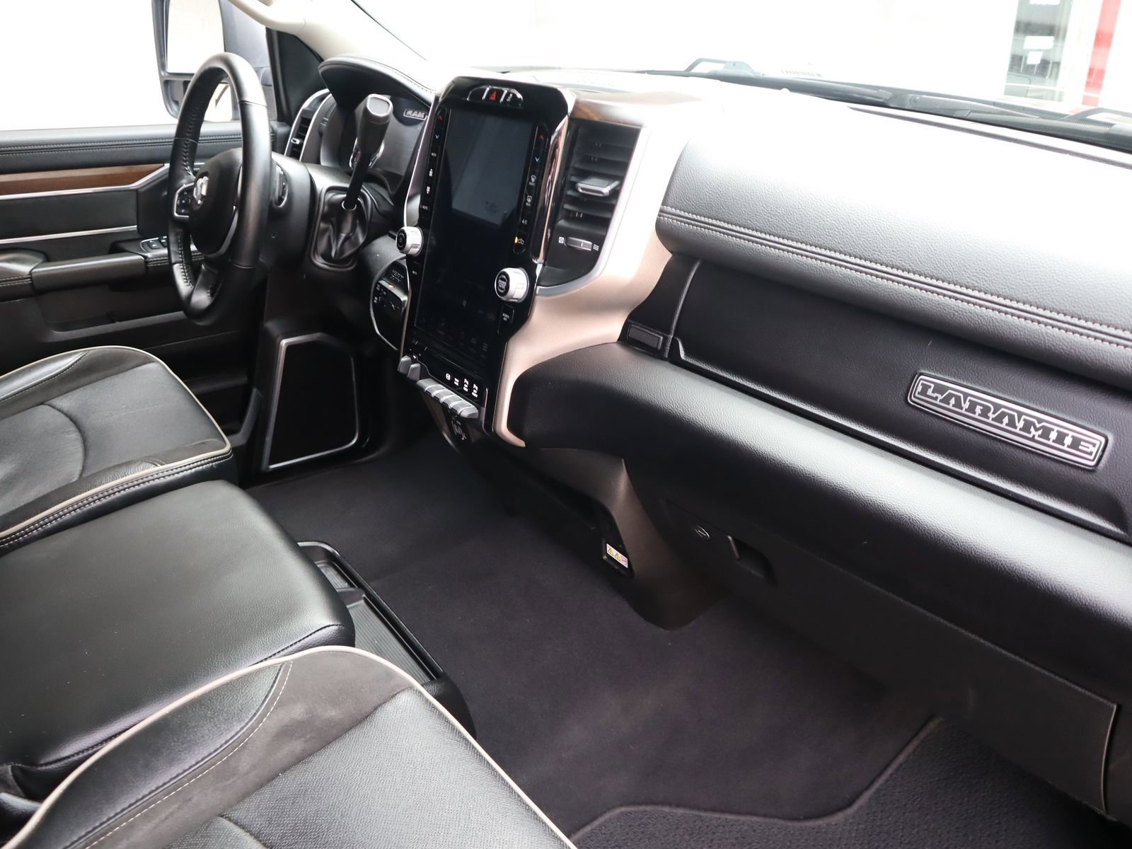 Used 2024 RAM 2500 Laramie image 52