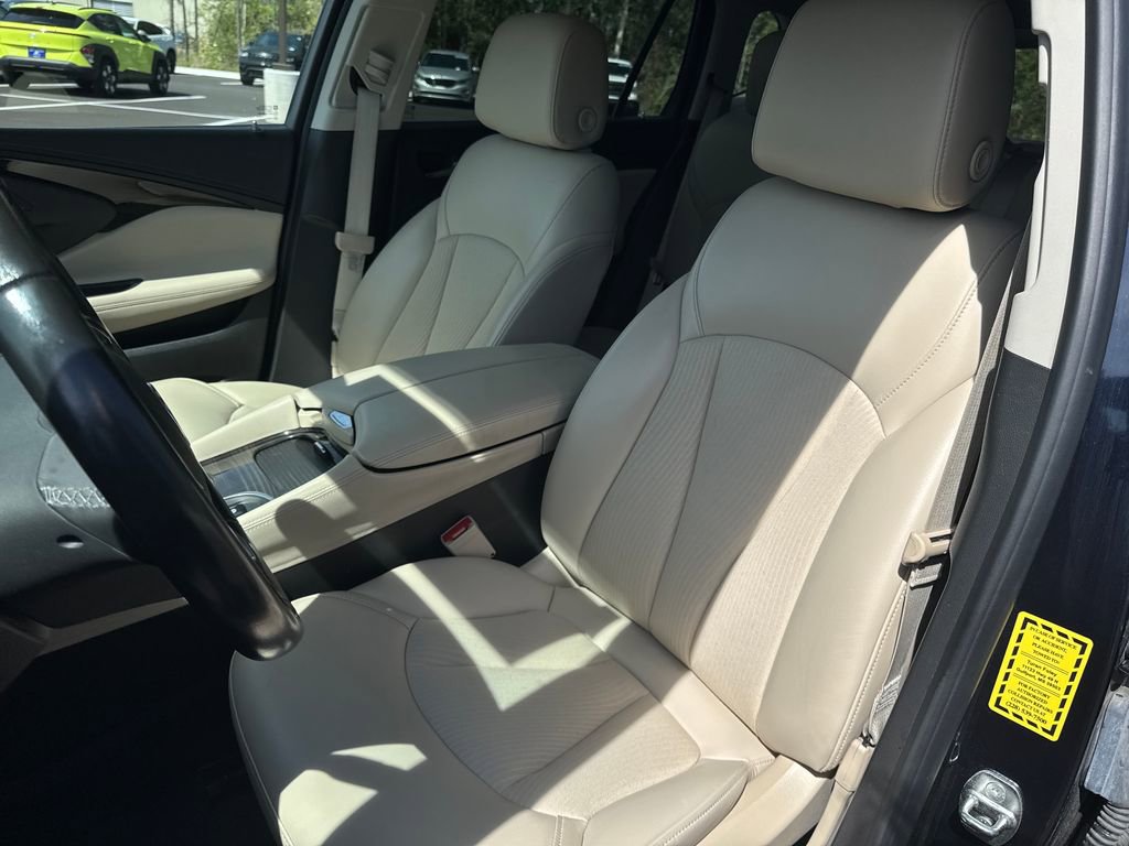 Used 2020 Buick Envision Preferred w/ LPO, Interior Luxury Package image 9