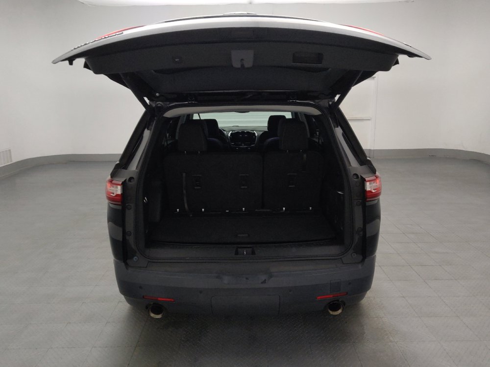 Used 2020 Chevrolet Traverse LT FWD image 29