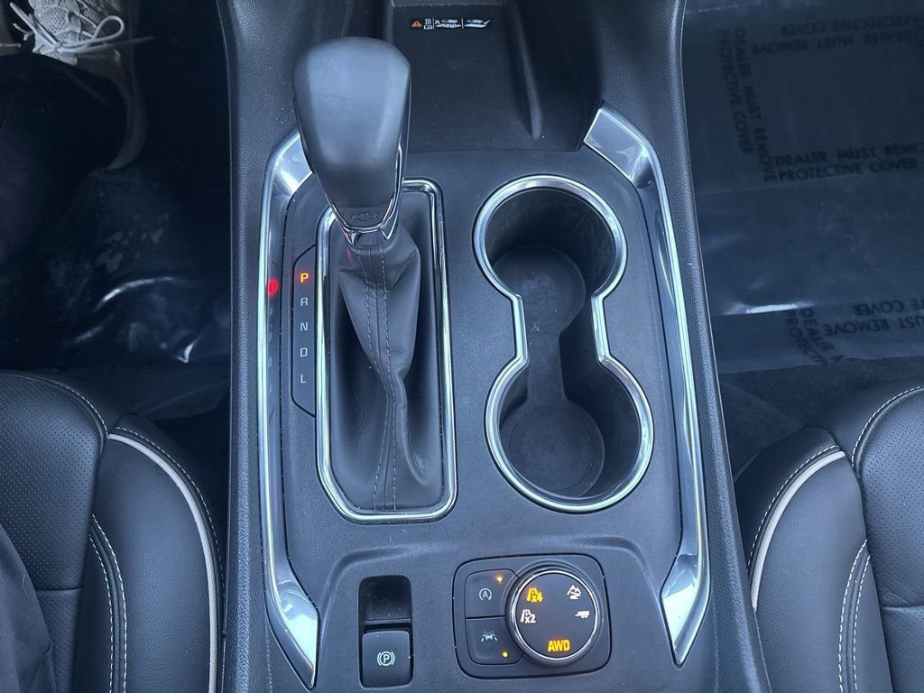 Used 2023 Chevrolet Traverse Premier image 31