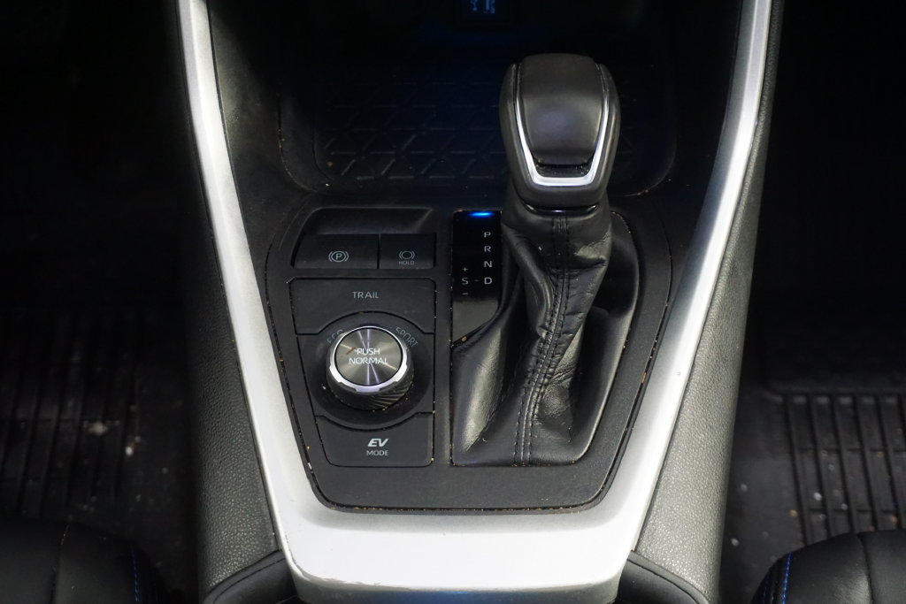 Used 2023 Toyota RAV4 XSE w/ XSE Grade Weather Package AWD/4WD image 28
