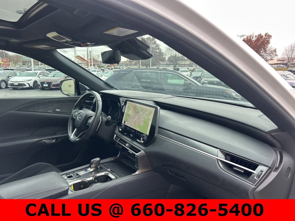 Used 2024 Lexus RX 500h F Sport image 10