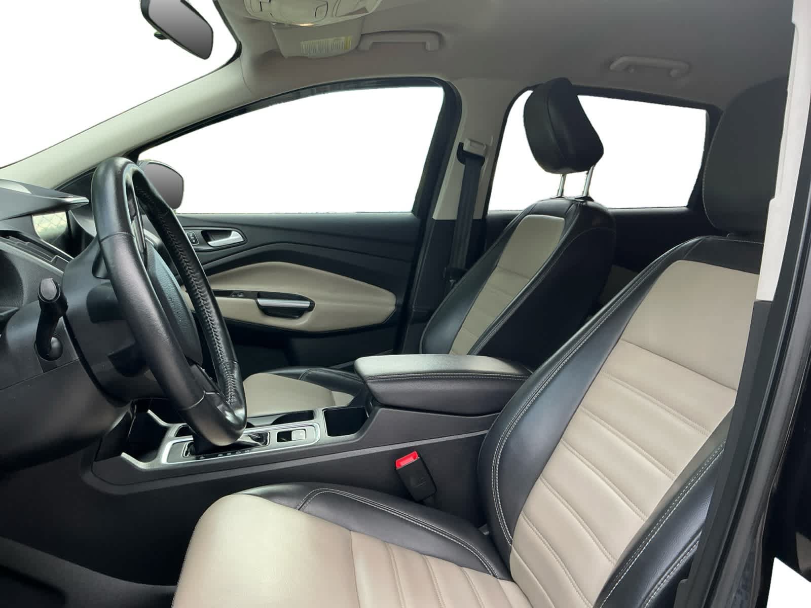 Used 2019 Ford Escape SEL AWD/4WD image 9