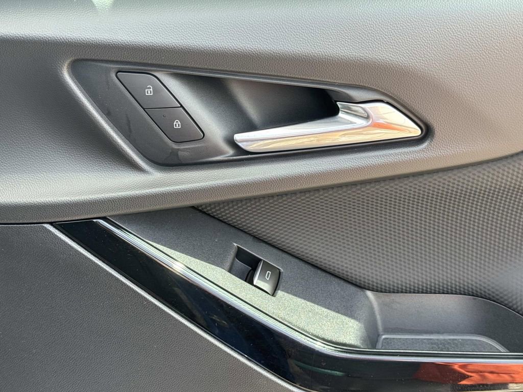 New 2026 Chevrolet Equinox RS w/ Convenience Package III FWD image 14