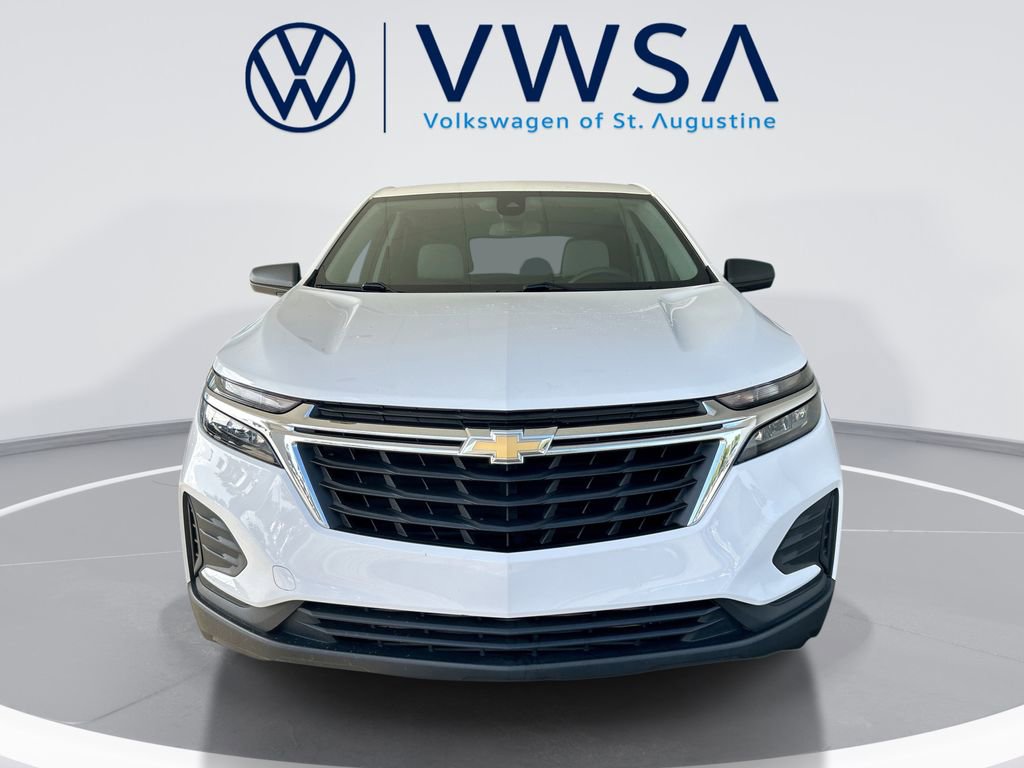 Used 2022 Chevrolet Equinox LS w/ LS Convenience Package FWD image 2