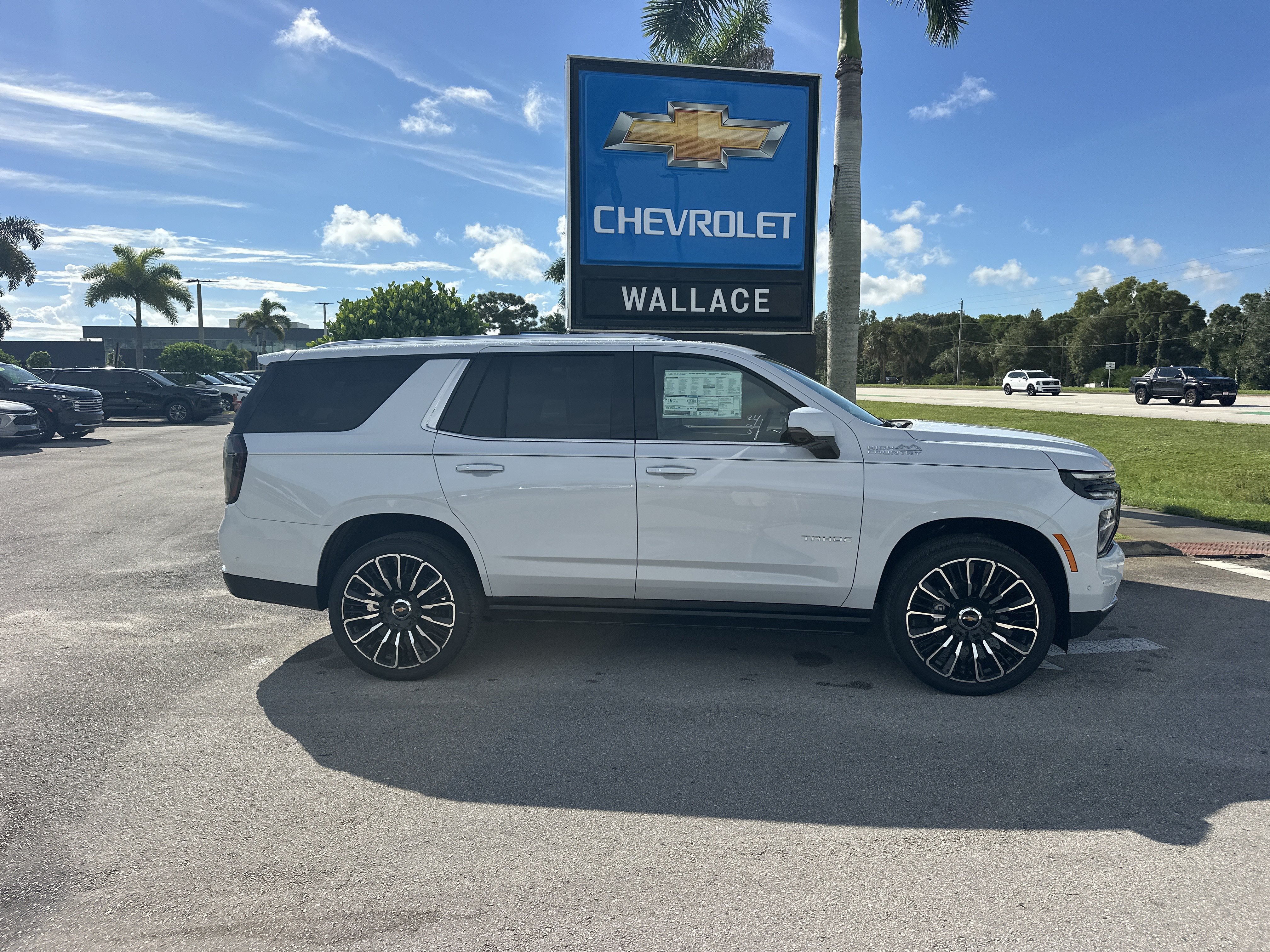 New 2026 Chevrolet Tahoe High Country AWD/4WD image 5