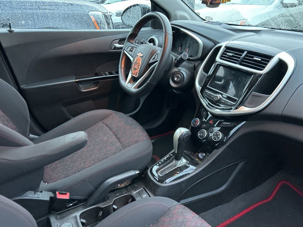Used 2018 Chevrolet Sonic LT FWD image 8