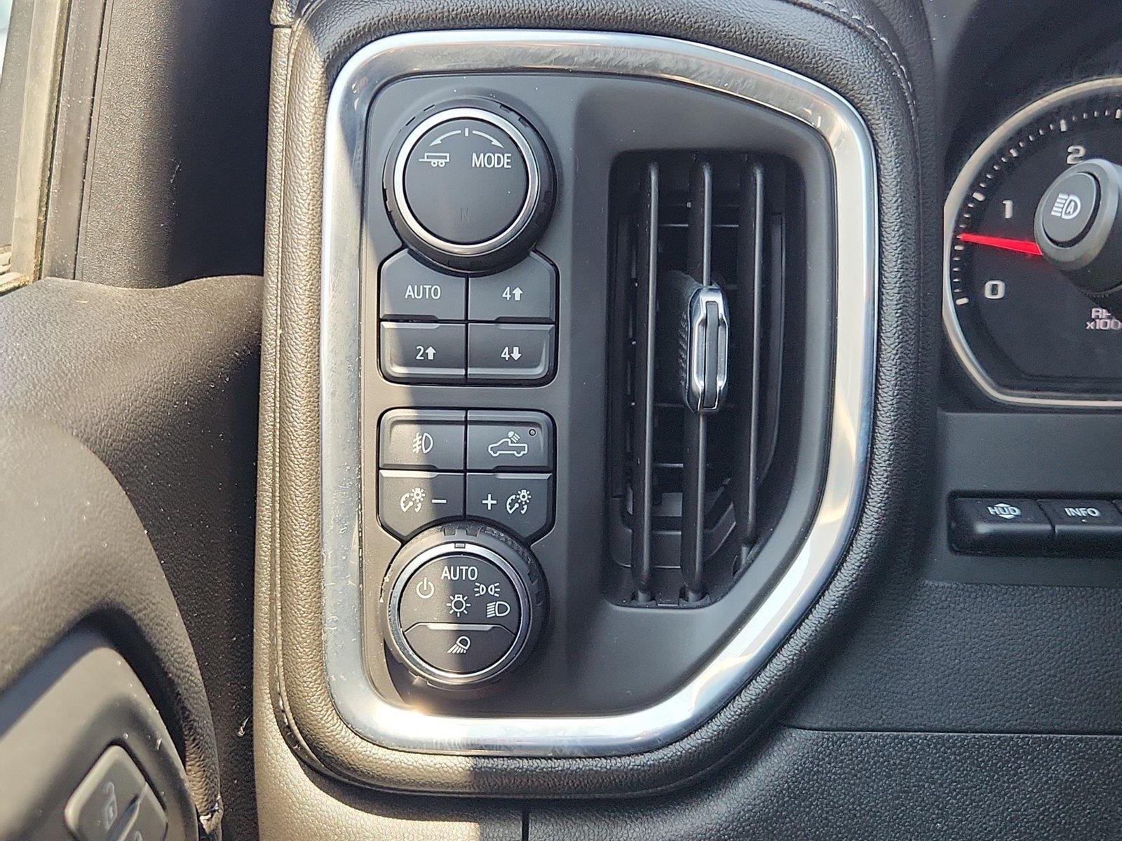 Used 2023 Chevrolet Silverado 2500 High Country w/ Z71 Off-Road Package AWD/4WD image 18