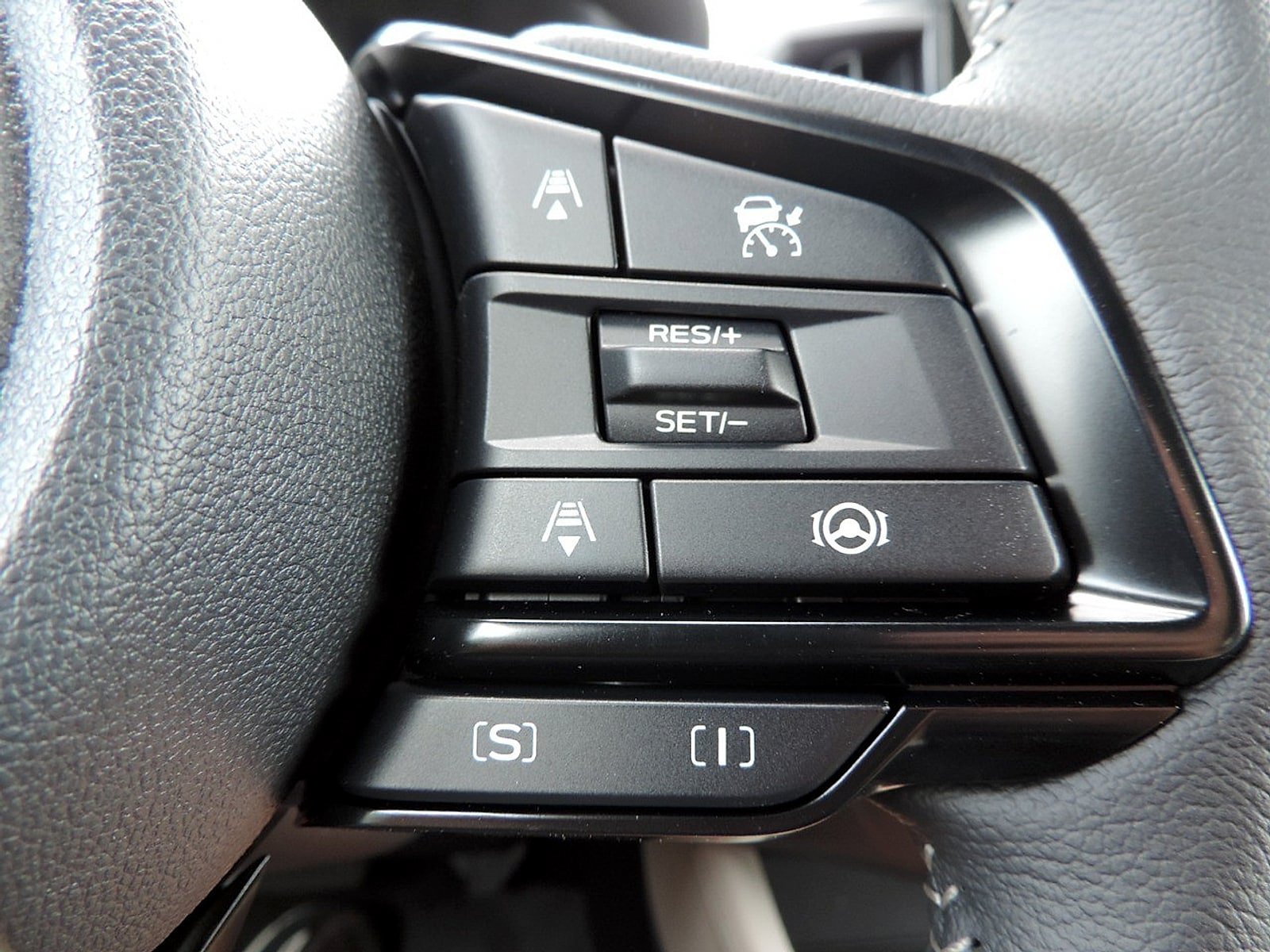 New 2026 Subaru Forester Premium AWD/4WD image 24