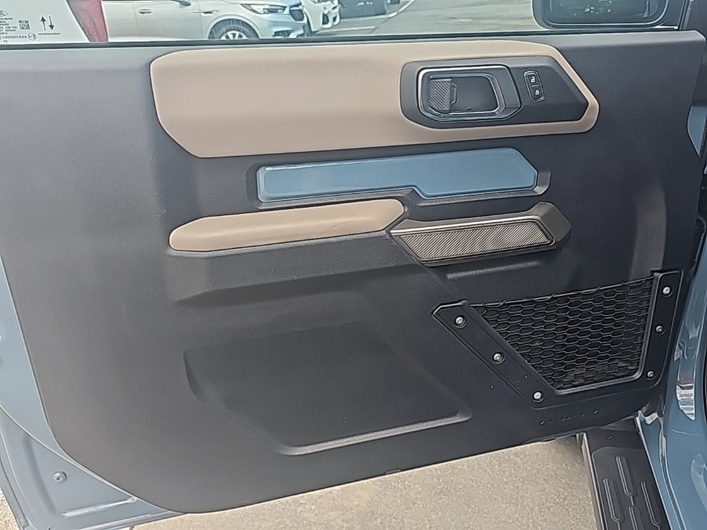 Used 2022 Ford Bronco Wildtrak image 10