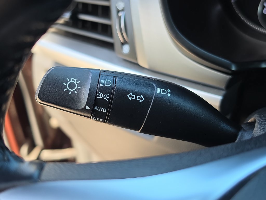 Used 2021 Kia Telluride LX FWD image 22