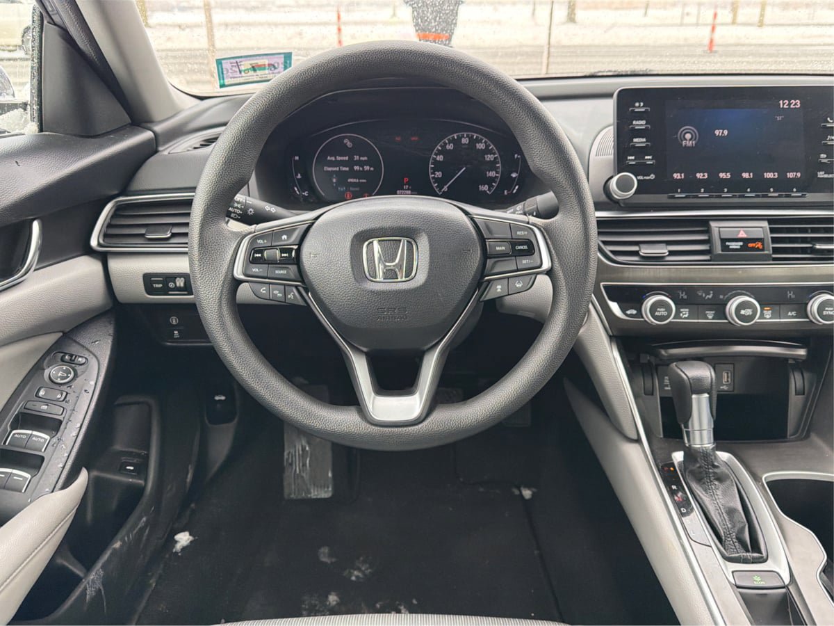 Used 2018 Honda Accord LX image 13