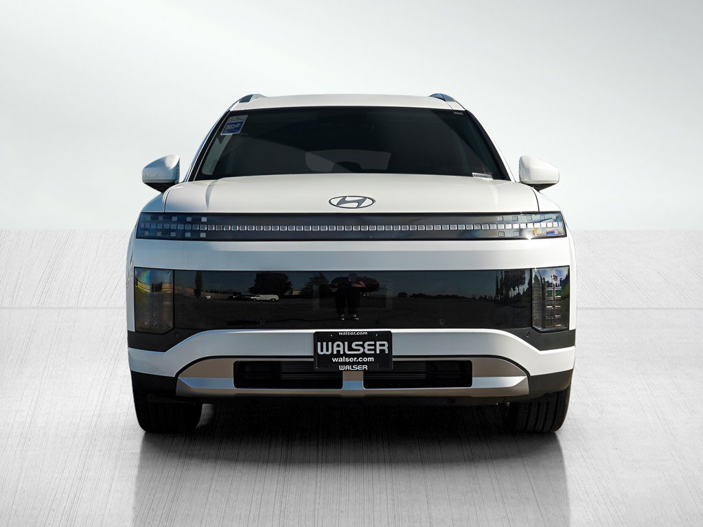 New 2026 Hyundai Ioniq 9 S image 2