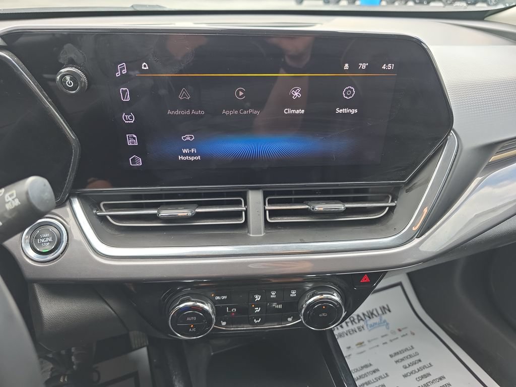 Used 2024 Chevrolet Trax ACTIV w/ Driver Confidence Package FWD image 16