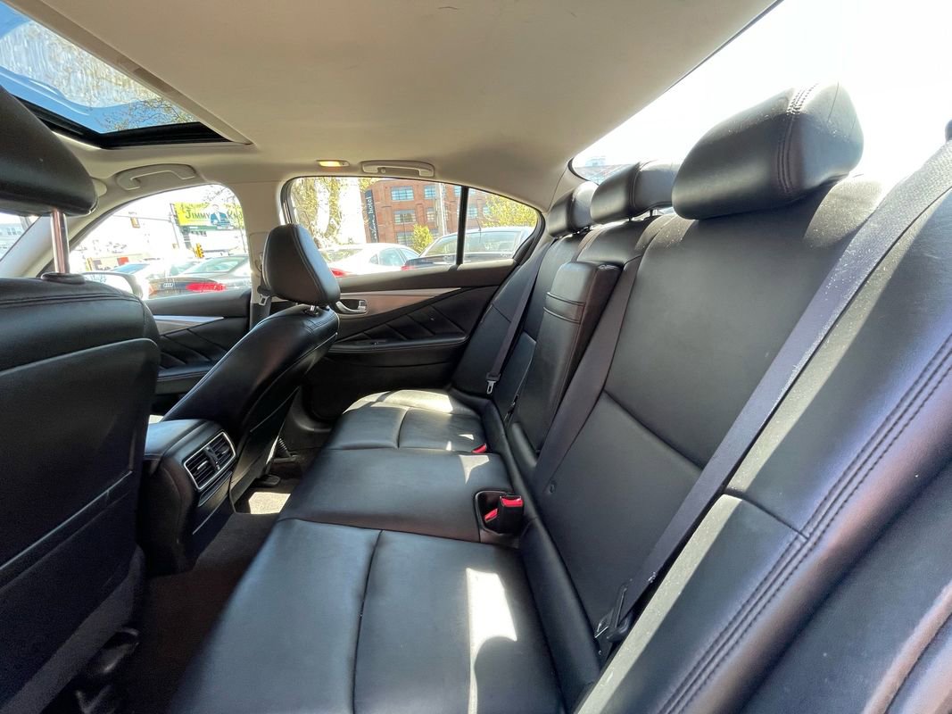 Used 2015 INFINITI Q50 Premium w/ Navigation Package AWD/4WD image 28