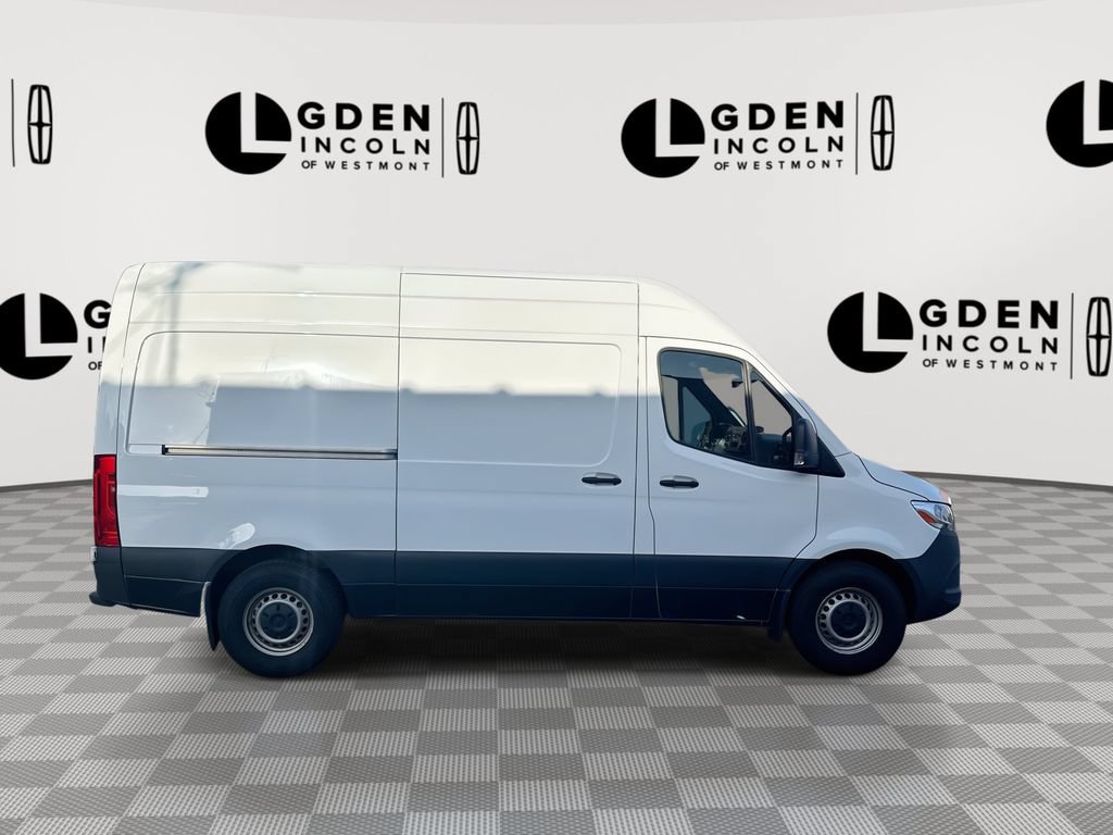 Used 2023 Mercedes-Benz Sprinter 1500 image 9