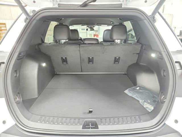 New 2026 GMC Terrain Elevation w/ Elevation Premium Package image 40