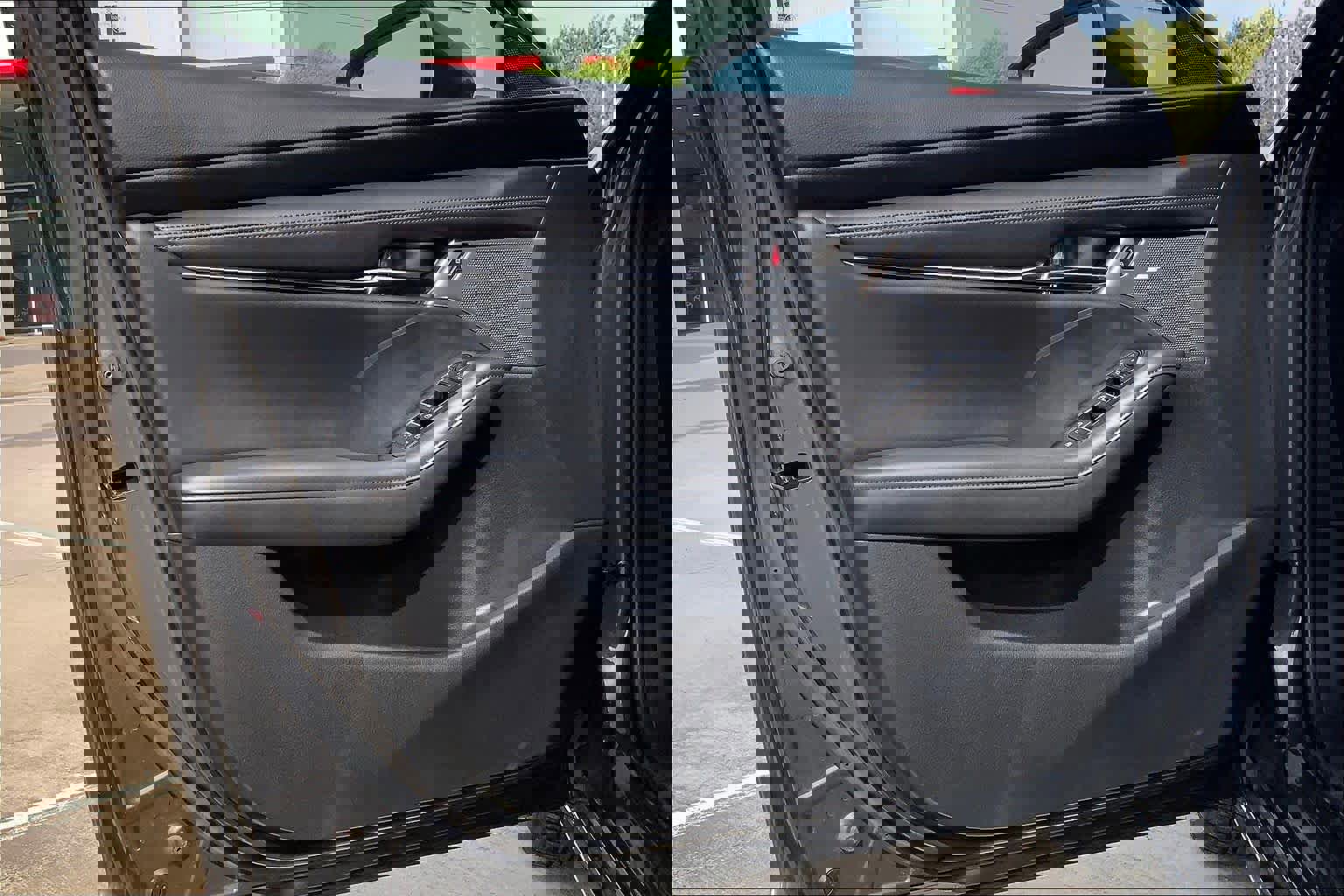 Used 2020 MAZDA MAZDA3 Hatchback w/ Premium Package FWD image 22