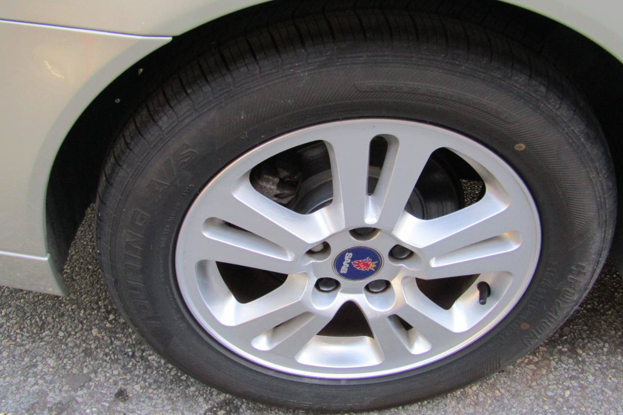 Used 2007 Saab 9-3 2.0T FWD image 36
