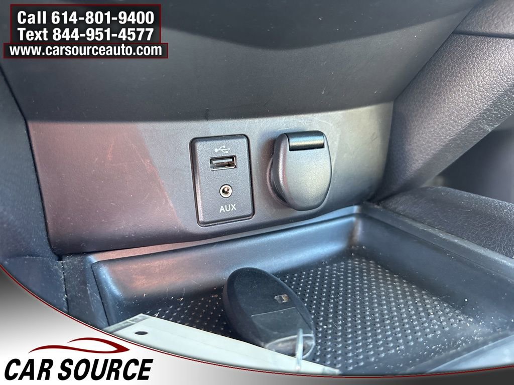 Used 2015 Nissan Rogue SL image 25