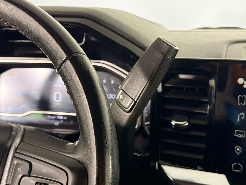 Used 2024 GMC Sierra 2500 SLE image 17