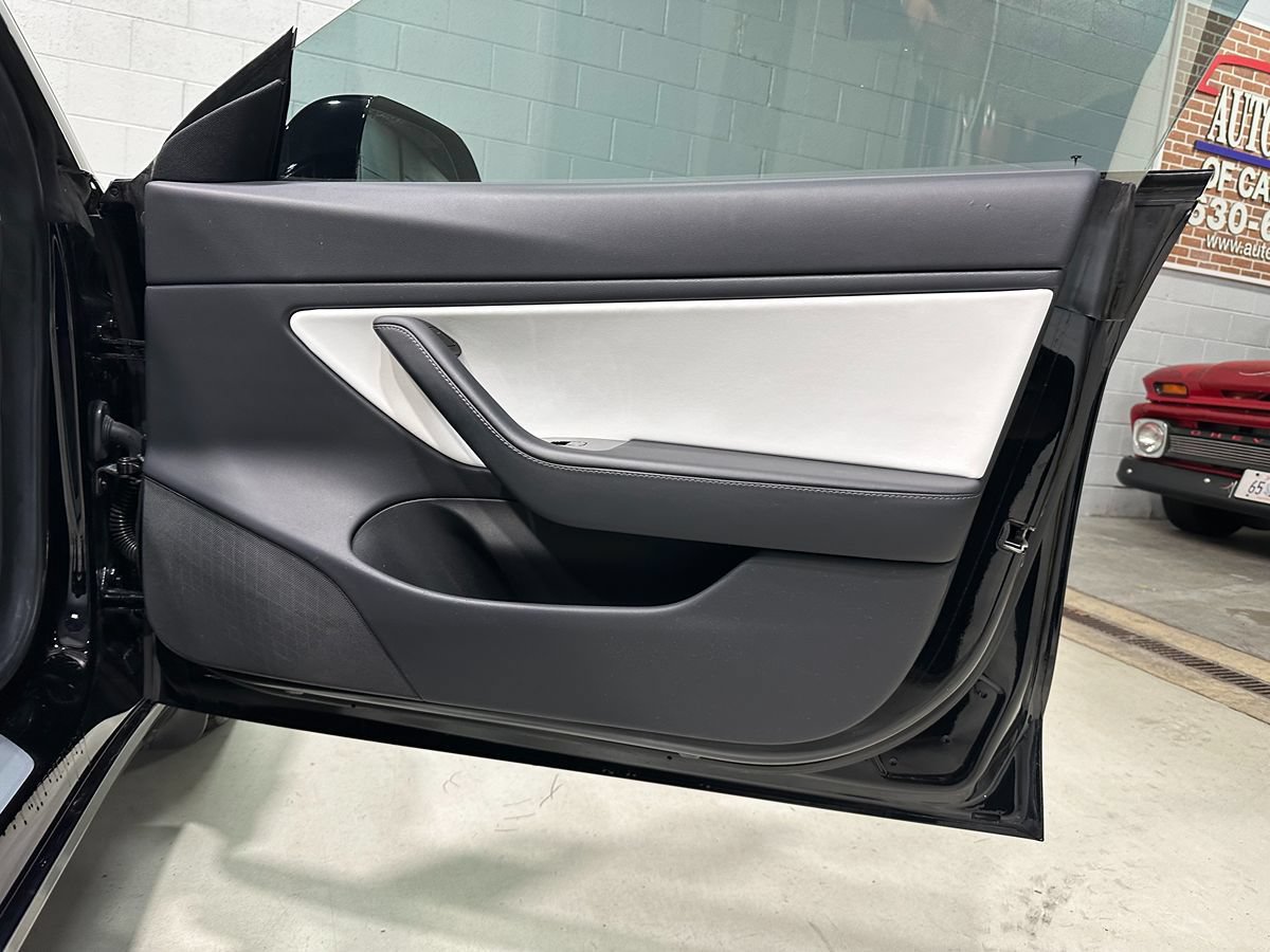 Used 2019 Tesla Model 3 Performance AWD/4WD image 8