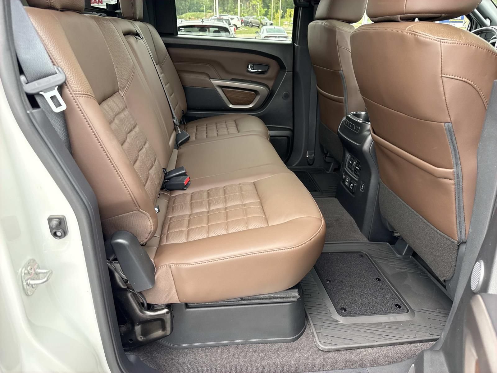 Used 2021 Nissan Titan Platinum Reserve w/ Moonroof Package AWD/4WD image 26