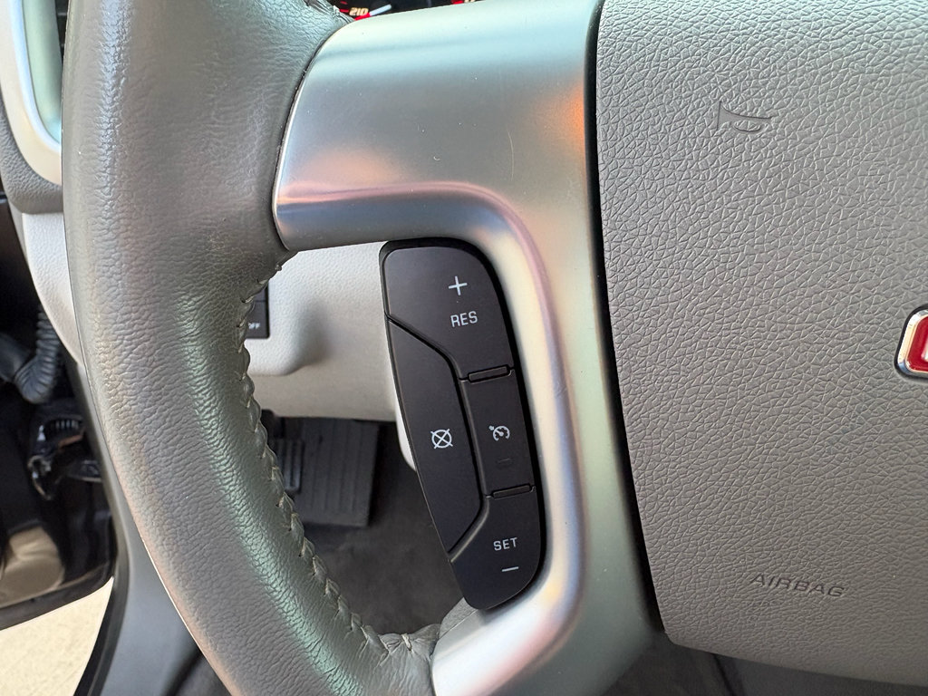 Used 2015 GMC Acadia SLE FWD image 12