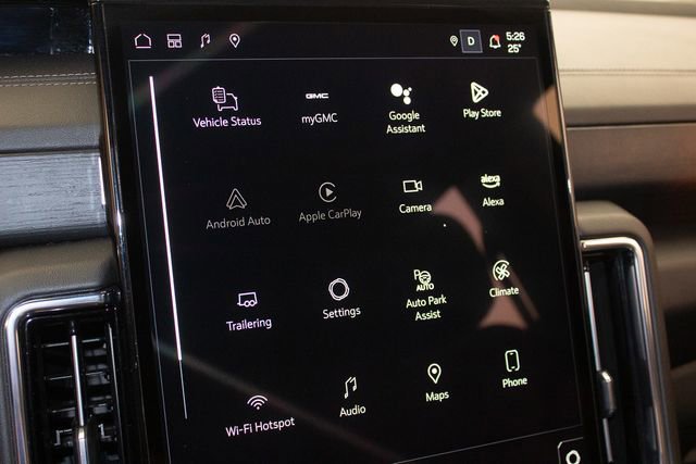 Used 2025 GMC Yukon Denali image 26